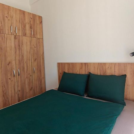 Home Art Apartments Skopje Buitenkant foto