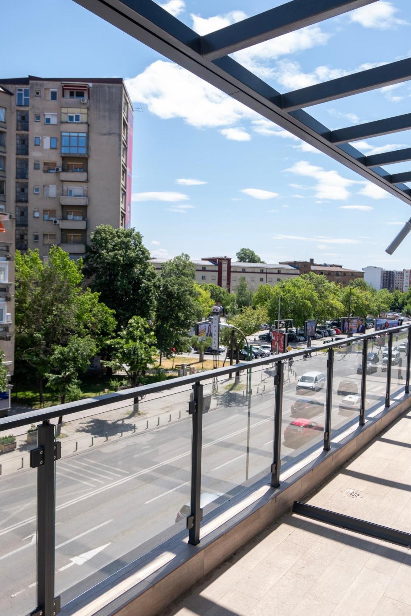 Home Art Apartments Skopje Buitenkant foto